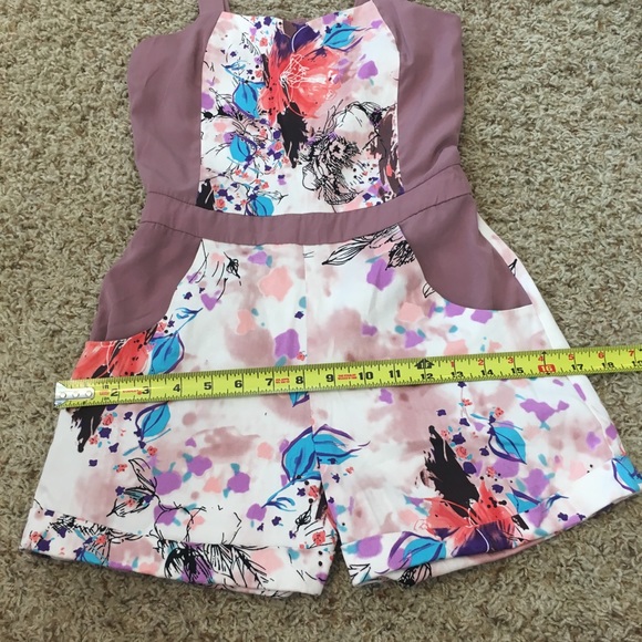 Dapper Sz 1 Floral Shorts Romper Pink Mauve Pocket - Picture 8 of 8